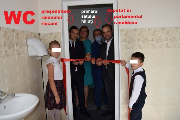Cazul WC-ului cu panglică. Ce spune mama elevei care apare în poză lângă socialistul Mizdrenco